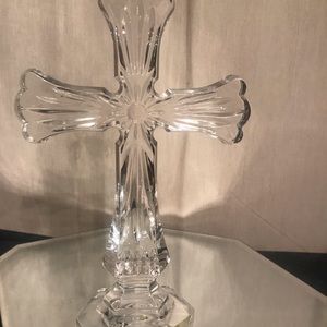 Large Gorgeous Diamond cut glass square cut